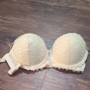 Elegant Lace Strapless Bra‎ - Cream